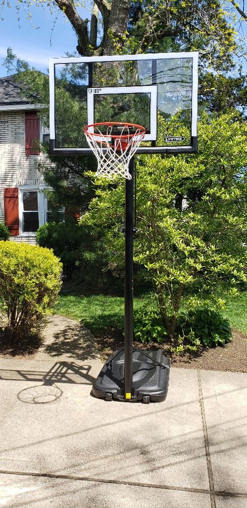 Slide of N&N Golden Hands