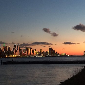 The Promenade - Parks Near Me - Edgewater, New Jersey