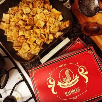 La Juvenil - Ravioles de pavita, jamón y almendras. Increíblemente ricos. - Pasta Shops Near Me - Buenos Aires, C