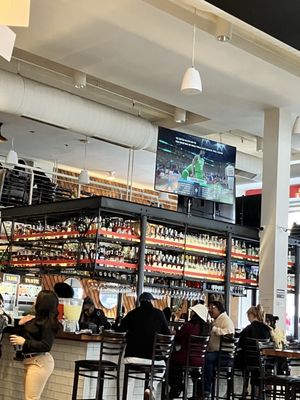 Taste Kitchen + Bar by null
