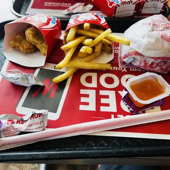 Wendy's - a tray full of food and drinks - Burgers Near Me - Ponte Vedra, Florida