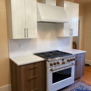 Salcans - Small Kitchen remodel in Vancouver Washington - Flooring Near Me - Vancouver, Washington Salcans - Small Kitchen remodel in Vancouver Washington - Flooring Near Me - Vancouver, Washington
