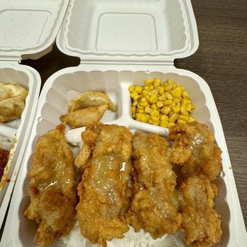 Vons Chicken - Garlic boneless chicken plate - Korean Near Me - East Honolulu, Hawaii