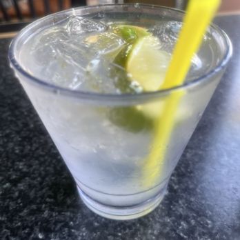 Bobber on The Lake - Vodka Soda Water - Barbeque Near Me - Lake Elsinore, California