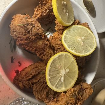 Florida Room - Fried chicken (half) - Cocktail Bars Near Me - Fort Lauderdale, Florida