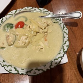 Bangkok Cuisine - Green Curry* chicken - Thai Near Me - Reno, Nevada Bangkok Cuisine - Green Curry* chicken - Thai Near Me - Reno, Nevada