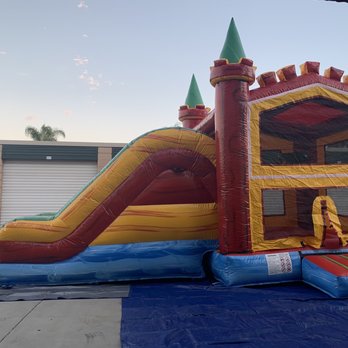 Guzman Party Rentals - Bouncer/water slide combo - Party Equipment Rentals Near Me - Wildomar, California Guzman Party Rentals - Bouncer/water slide combo - Party Equipment Rentals Near Me - Wildomar, California