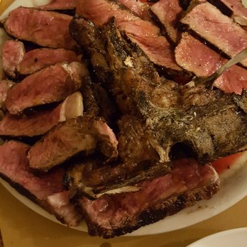 La Fettunta - Steak looks amazing but be warned... It's very tough and chewy and lacking flavour! - Tuscan Near Me - Florence, FI