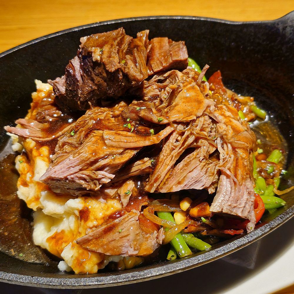 Twin Peaks - Pot roast - Sports Bars Near Me - Broomfield, Colorado Twin Peaks - Pot roast - Sports Bars Near Me - Broomfield, Colorado