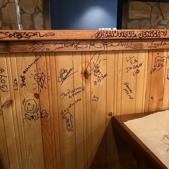 Storming Crab - Love that they give you a sharpie to mess up the walls!! - Seafood Near Me - Henderson, Nevada