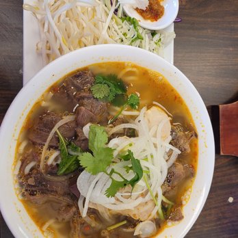 Bun & Oc Everett - SPICY beef noodle soup - Vietnamese Near Me - Everett, Washington