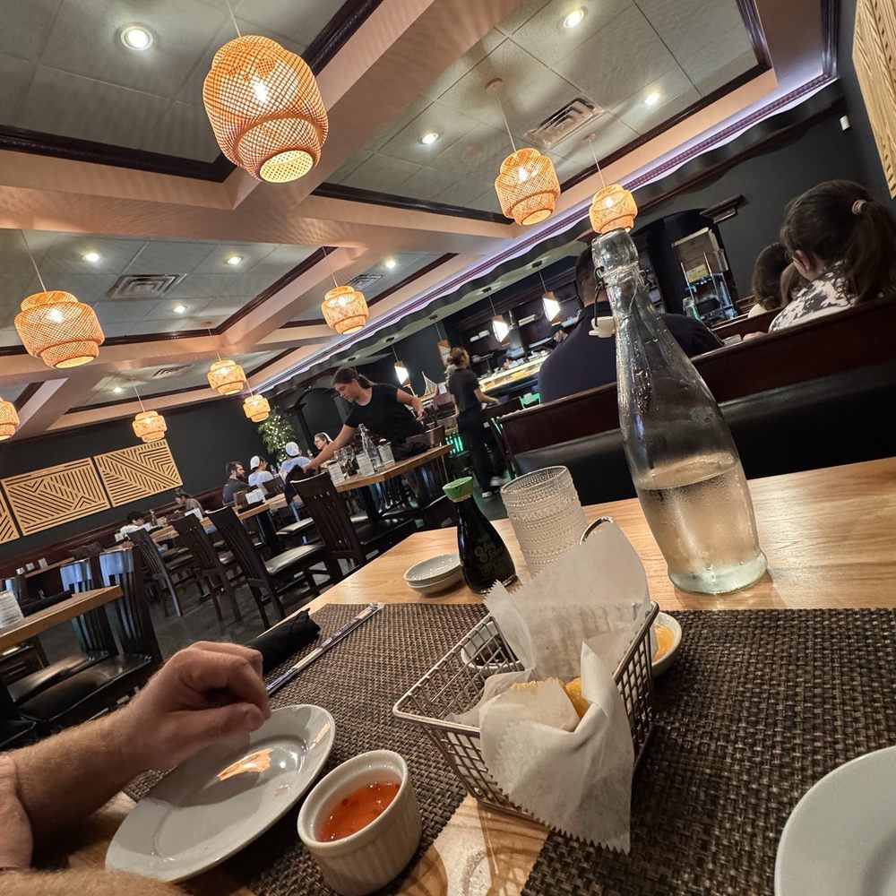 Hills To Sea - Sushi Bars Near Me - Ephrata, Pennsylvania Hills To Sea - Sushi Bars Near Me - Ephrata, Pennsylvania