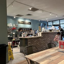 One N Half Lab - Inside the restaurant