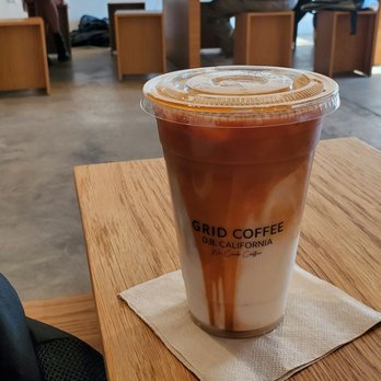 Grid Coffee - Vanilla Caffe Latte with Oat - Coffee & Tea Near Me - Diamond Bar, California Grid Coffee - Vanilla Caffe Latte with Oat - Coffee & Tea Near Me - Diamond Bar, California