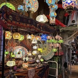 Imaginarium Old Market Mercantile - Lamps