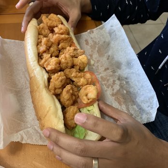 Anthony's Seafood - Shrimp po boy - Vietnamese Near Me - Hampton, Virginia