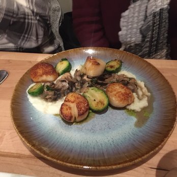 Alta Marea - Scallops dinner - Italian Near Me - St  Augustine, Florida