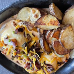 Steak & Eggs Benedict Steak & Eggs Benedict