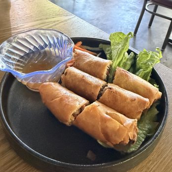 Thọ - Egg rolls - Vietnamese Near Me - Seattle, Washington