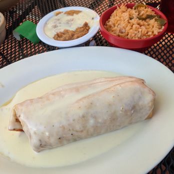Plaza Del Sol - Plaza chimichanga with rice and beans - Mexican Near Me - Chattanooga, Tennessee Plaza Del Sol - Plaza chimichanga with rice and beans - Mexican Near Me - Chattanooga, Tennessee