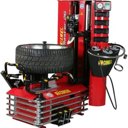 Mac-Wheel - Eine der professionellen Reifenmontagemaschinen von Mac-Wheel GmbH www.reifenhalle.de . Fast berührungslose Montage aller Breitreifen