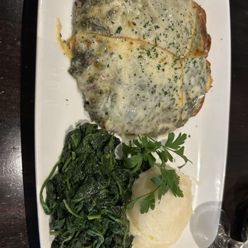 Malbec Argentinean Cuisine - Suprema Florentina - Argentine Near Me - Pasadena, California Malbec Argentinean Cuisine - Suprema Florentina - Argentine Near Me - Pasadena, California