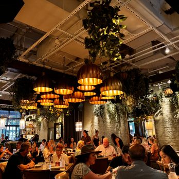 Aba - Beautiful Atmosphere - Mediterranean Near Me - Austin, Texas Aba - Beautiful Atmosphere - Mediterranean Near Me - Austin, Texas
