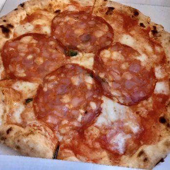 Pizza Ré - Diavola - Pizza Near Me - Rome, RM Pizza Ré - Diavola - Pizza Near Me - Rome, RM