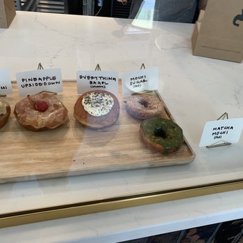 Raised Doughnuts and Cakes - The doughnuts - Donuts Near Me - Seattle, Washington Raised Doughnuts and Cakes - The doughnuts - Donuts Near Me - Seattle, Washington