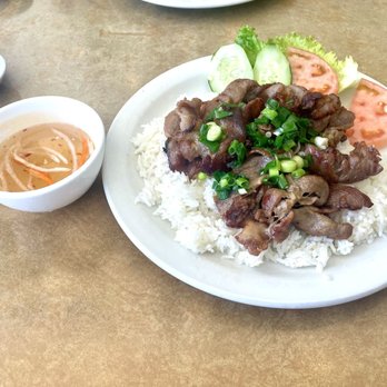 Pho 777 - Steam Rice with pork - Vietnamese Near Me - Honolulu, Hawaii