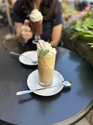 Camelot Cafe by null