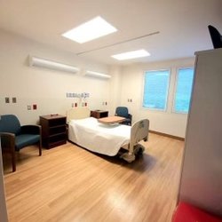 Landmark Hospital of Southwest Florida - Private room