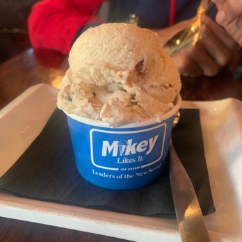 Queens Bully - Butter Pecan - Gastropubs Near Me - Forest Hills, New York