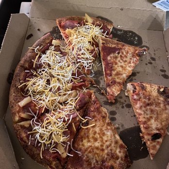 Domino's Pizza - Burnt pizza no cheese on half!!! Had to put our own on! Smh - Pizza Near Me - Cypress, Texas