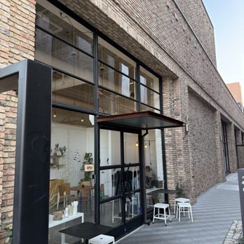 Eightfold Coffee - Coffee & Tea Near Me - Los Angeles, California