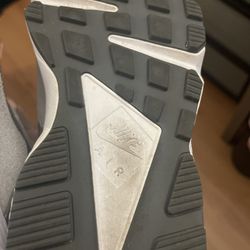 WSS - Used Shoes! Sold to me.