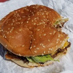 Jax's Redbus - Smashed Cheeseburger
