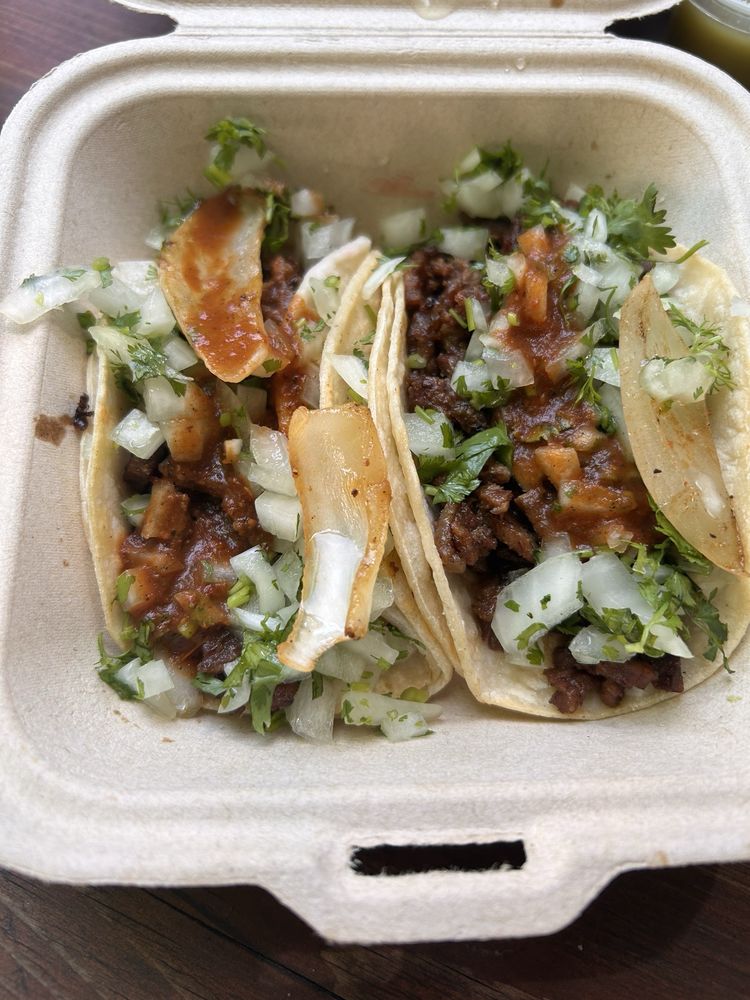 Tino’s Taco Shop