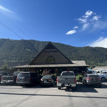 The Virginian Restaurant - American Near Me - Jackson, Wyoming