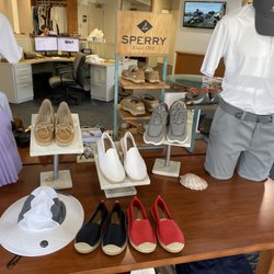 Smallwood's Yachtwear