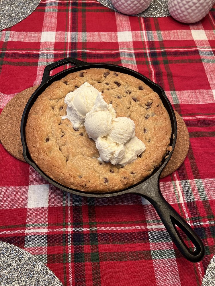 COURTS GRUB 13192 Chantrelle Dr, Rancho Cucamonga, California