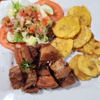Millys Restaurant - Chicharrón, tostones y ensalada... - Latin American Near Me - Miami, Florida Millys Restaurant - Chicharrón, tostones y ensalada... - Latin American Near Me - Miami, Florida