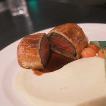 Gordon Ramsay Hell's Kitchen - Wellington - Steakhouses Near Me - Stateline, Nevada Gordon Ramsay Hell's Kitchen - Wellington - Steakhouses Near Me - Stateline, Nevada