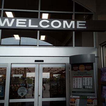 Lunds & Byerlys - Grocery Near Me - Maple Grove, Minnesota