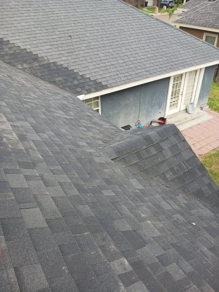 Slide of Licea Roofing