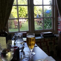 New Inn - Overlooking the garden