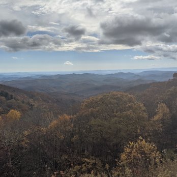 Linn Cove Viaduct - Landmarks & Historical Buildings Near Me - Newland, North Carolina
