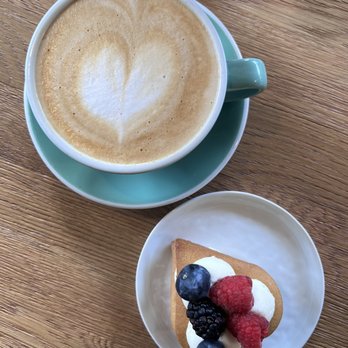 Lele Cake - Caramel Latte & Medovik - Coffee & Tea Near Me - Los Gatos, California