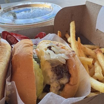 The Win-Dow Long Beach - DOUBLE CHEESEBURGER - Burgers Near Me - Long Beach, California The Win-Dow Long Beach - DOUBLE CHEESEBURGER - Burgers Near Me - Long Beach, California