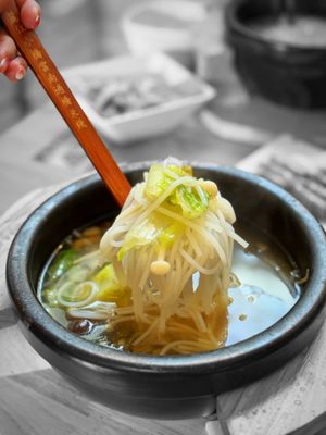 Oodle Yunnan Rice Noodle by null
